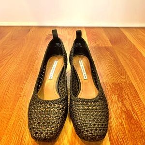 Square toe woven heel
